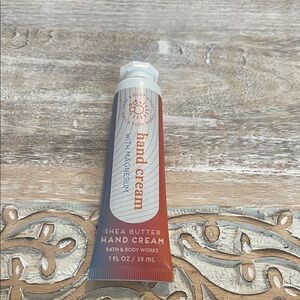 Bath & Body Works Red and White Hand Cream
